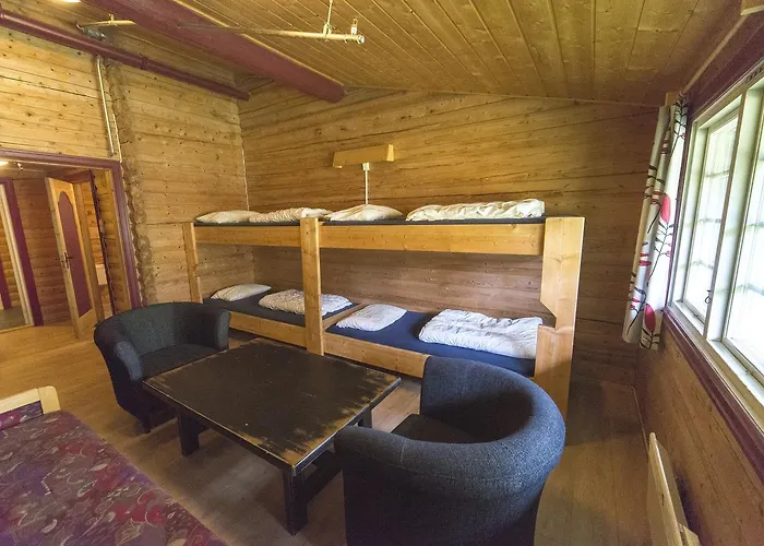 Hostal Dombas Hostel *